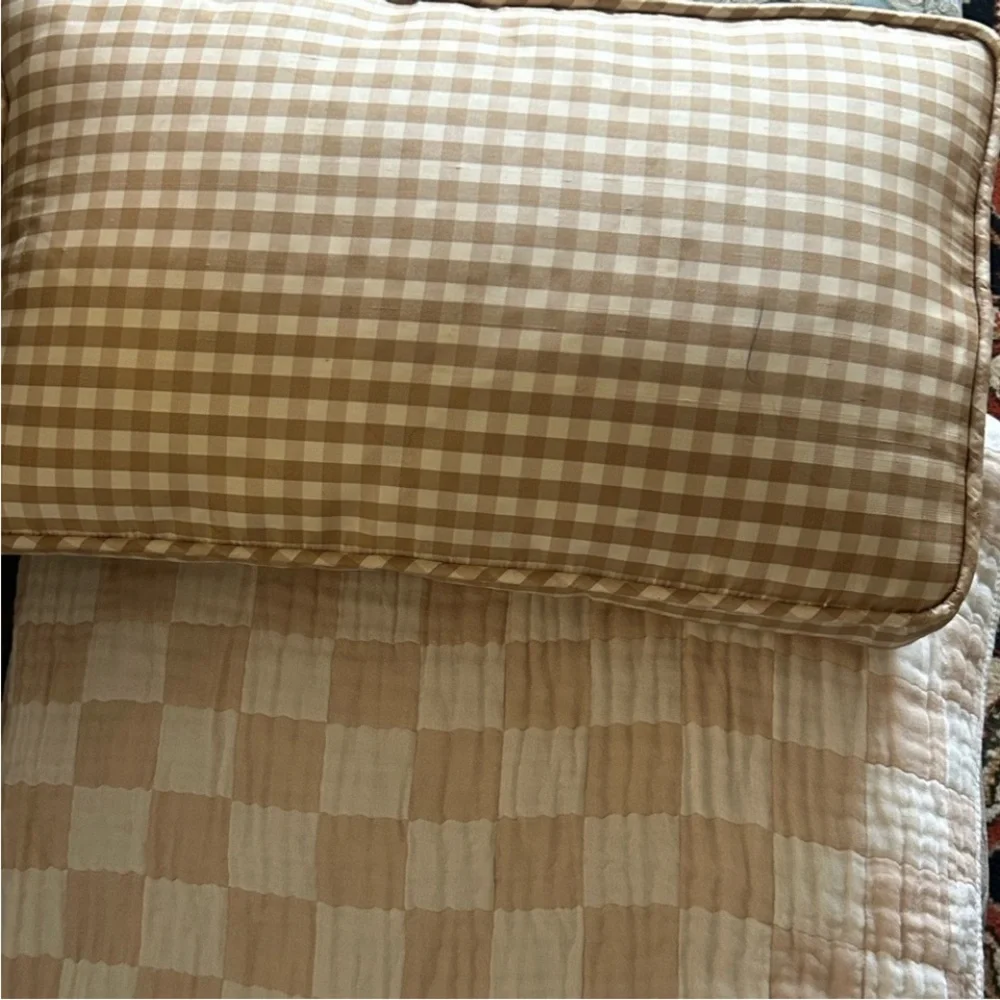 Gingham Beige + White Quilt Throw Size New Prewashed Hand Crafted Medium Check